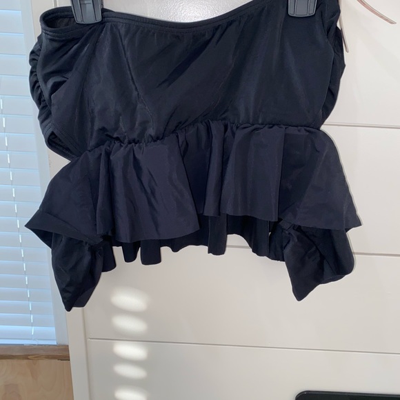 Black swim top - Picture 3 of 3